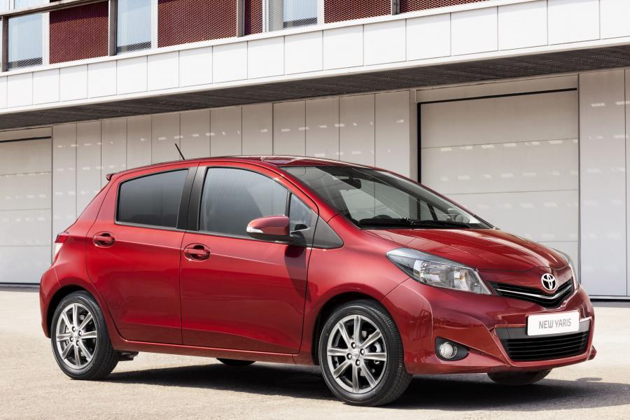  Toyota Yaris 2012 года  (фото 42 из 56)